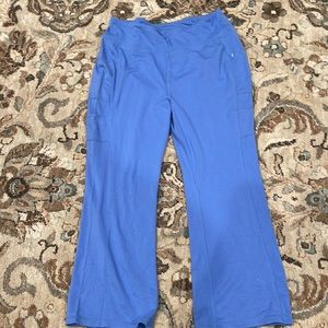 COPY - Like new women’s scrubs